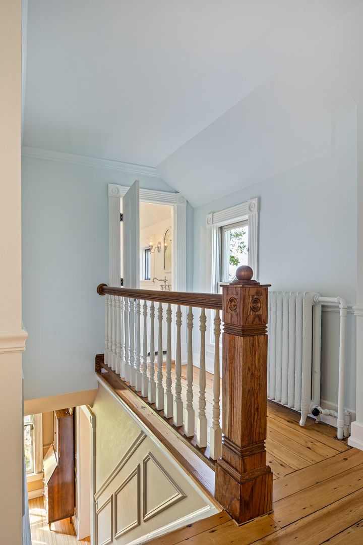 24 N Benton Street Property Photo 16