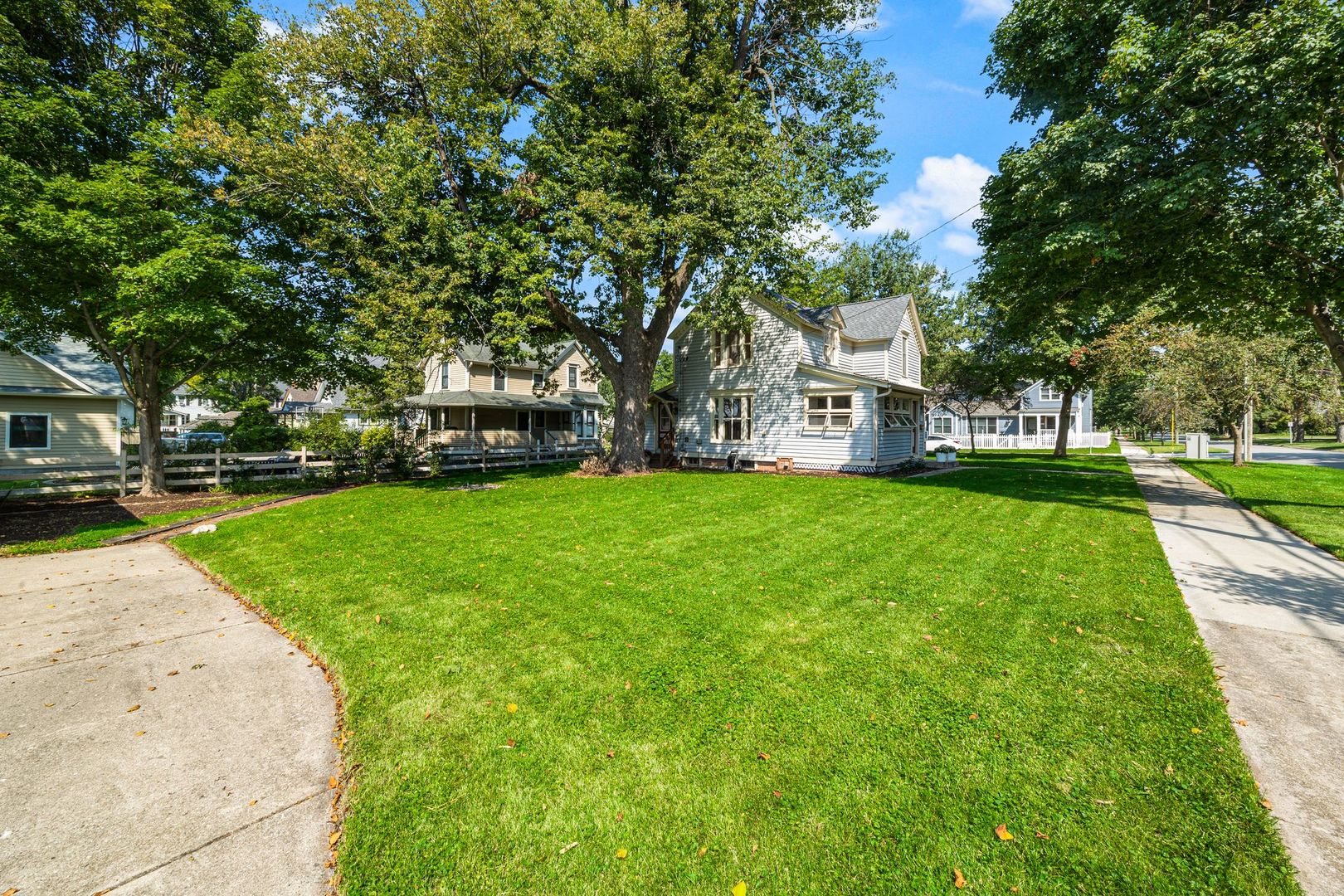 24 N Benton Street Property Photo 27