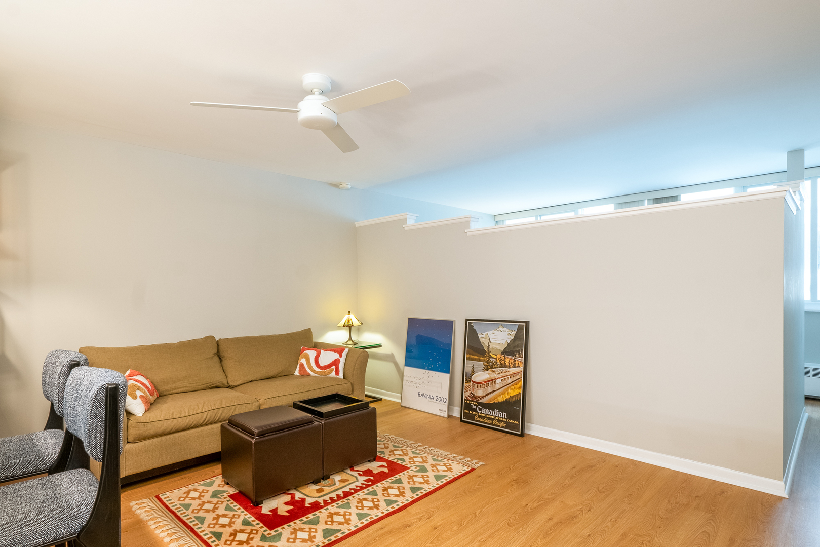 1516 Hinman Avenue 810 Property Photo 3