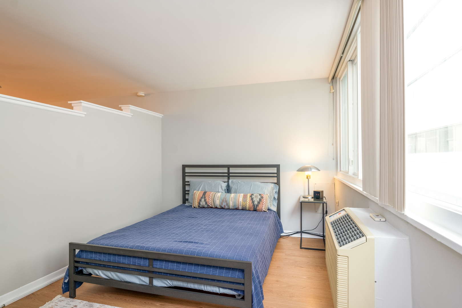 1516 Hinman Avenue 810 Property Photo 16