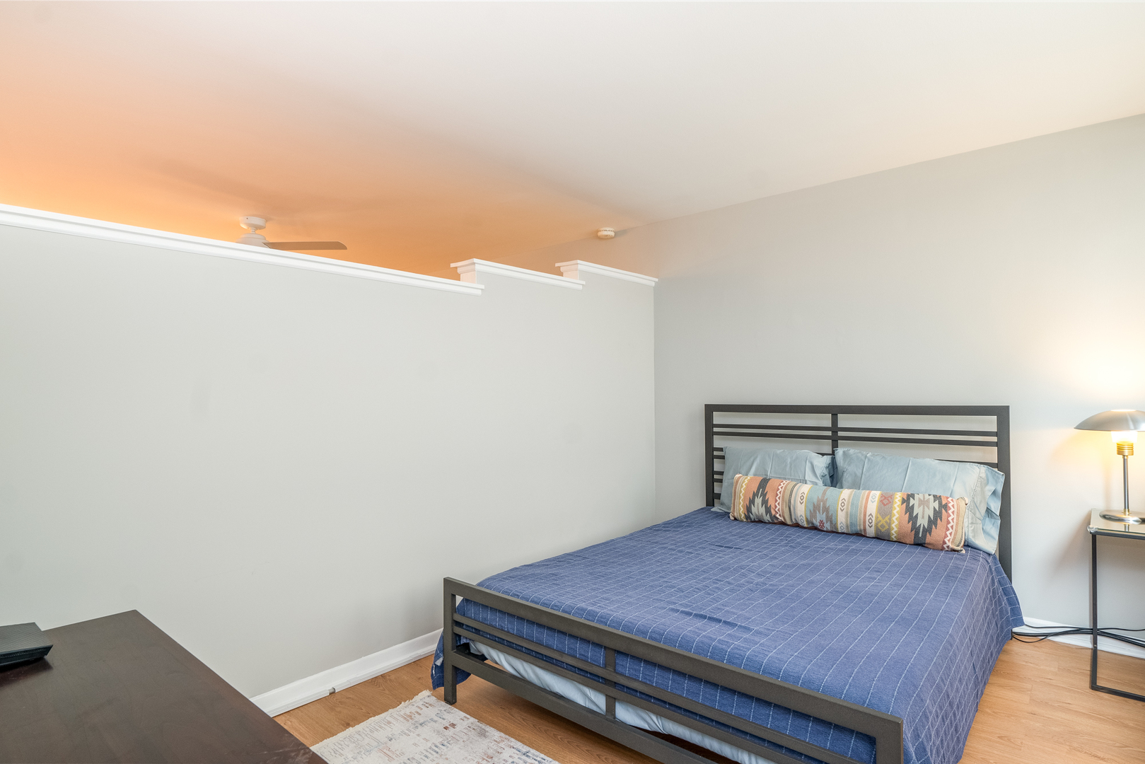 1516 Hinman Avenue 810 Property Photo 17