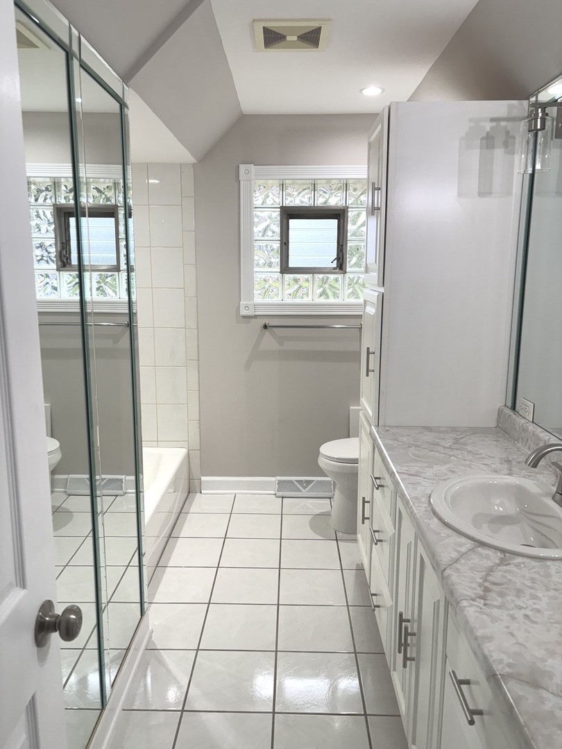 565 Arlene Drive Property Photo 10