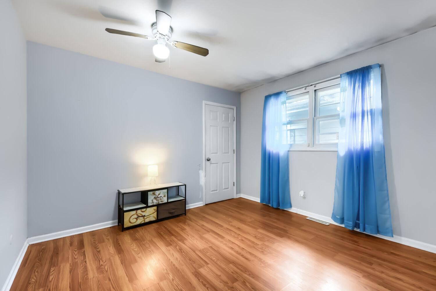 14 N Rebecca Street Property Photo 16