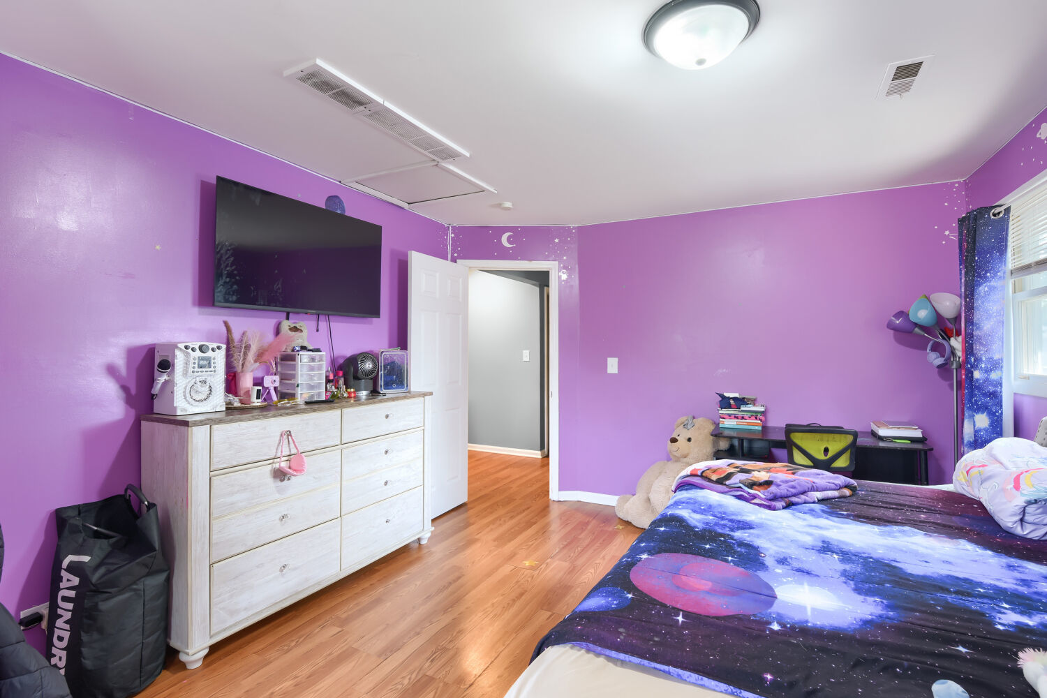 14 N Rebecca Street Property Photo 21