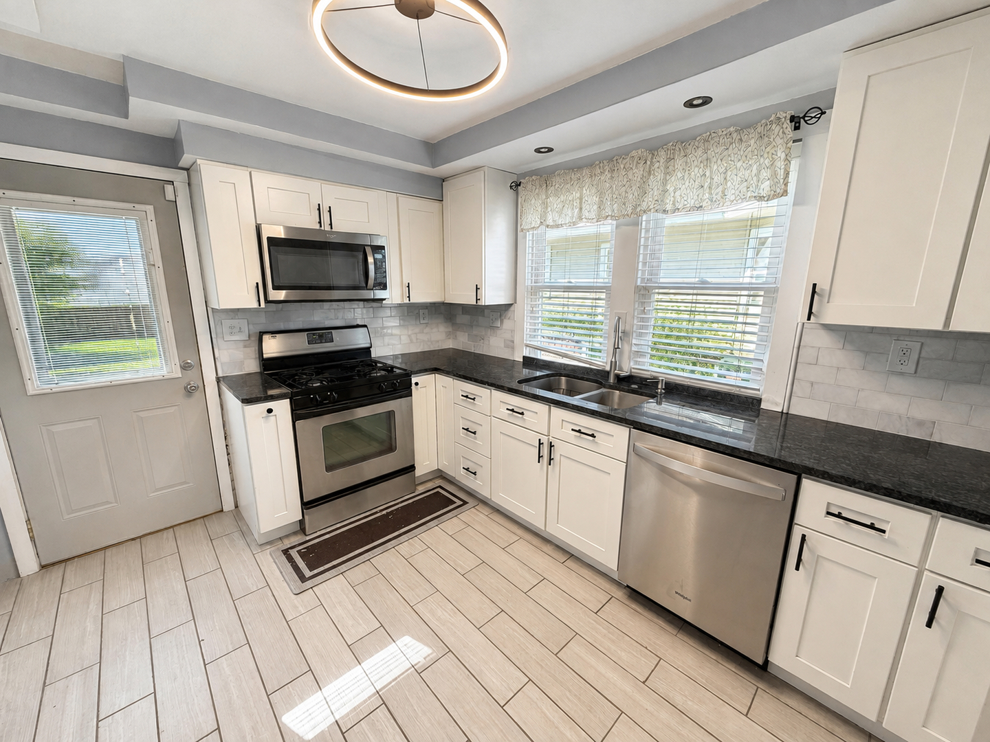 202 Dawson Avenue Property Photo 16