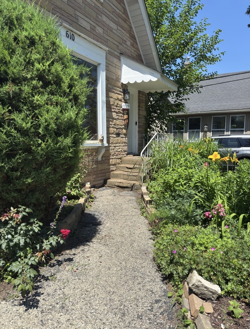 610 Mcclure Avenue Property Photo 2