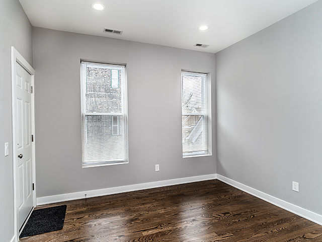 2246 S Whipple Street 3r Property Photo 5