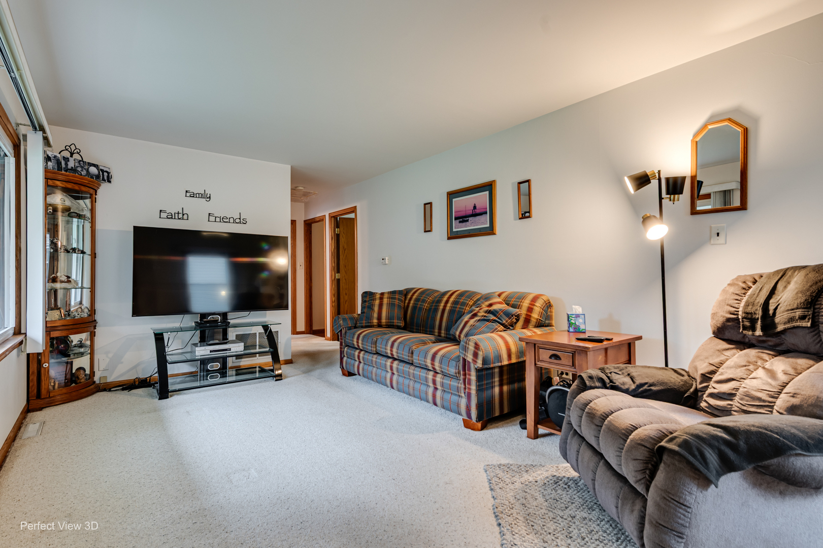 133 N Ridgemoor Avenue Property Photo 6