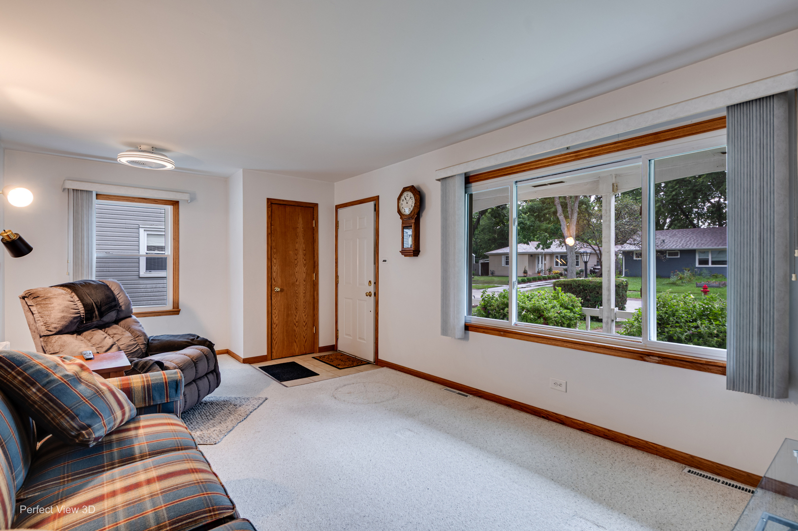 133 N Ridgemoor Avenue Property Photo 8