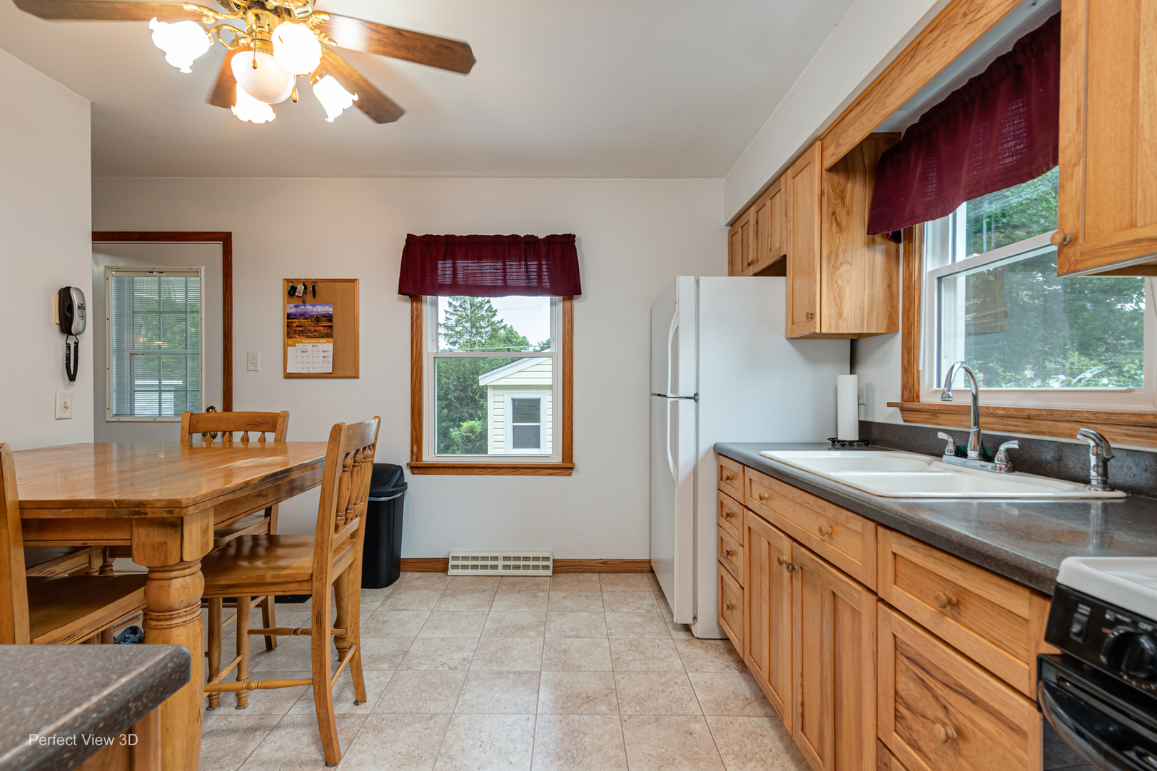 133 N Ridgemoor Avenue Property Photo 10
