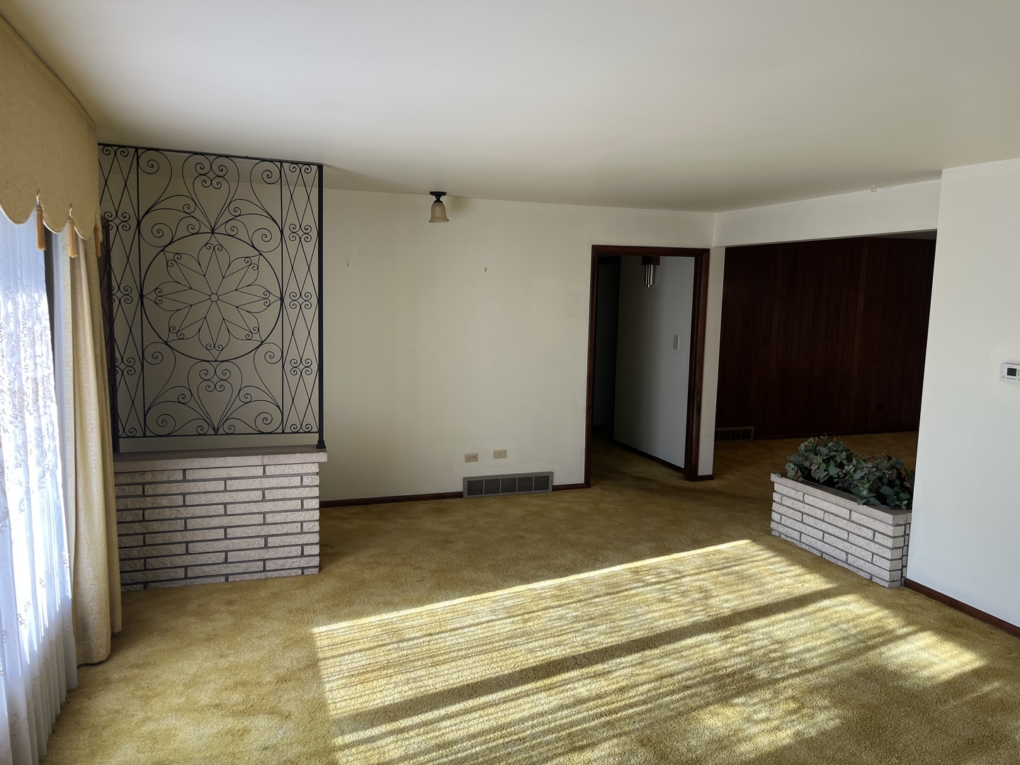 1620 Barthelone Street Property Photo 9