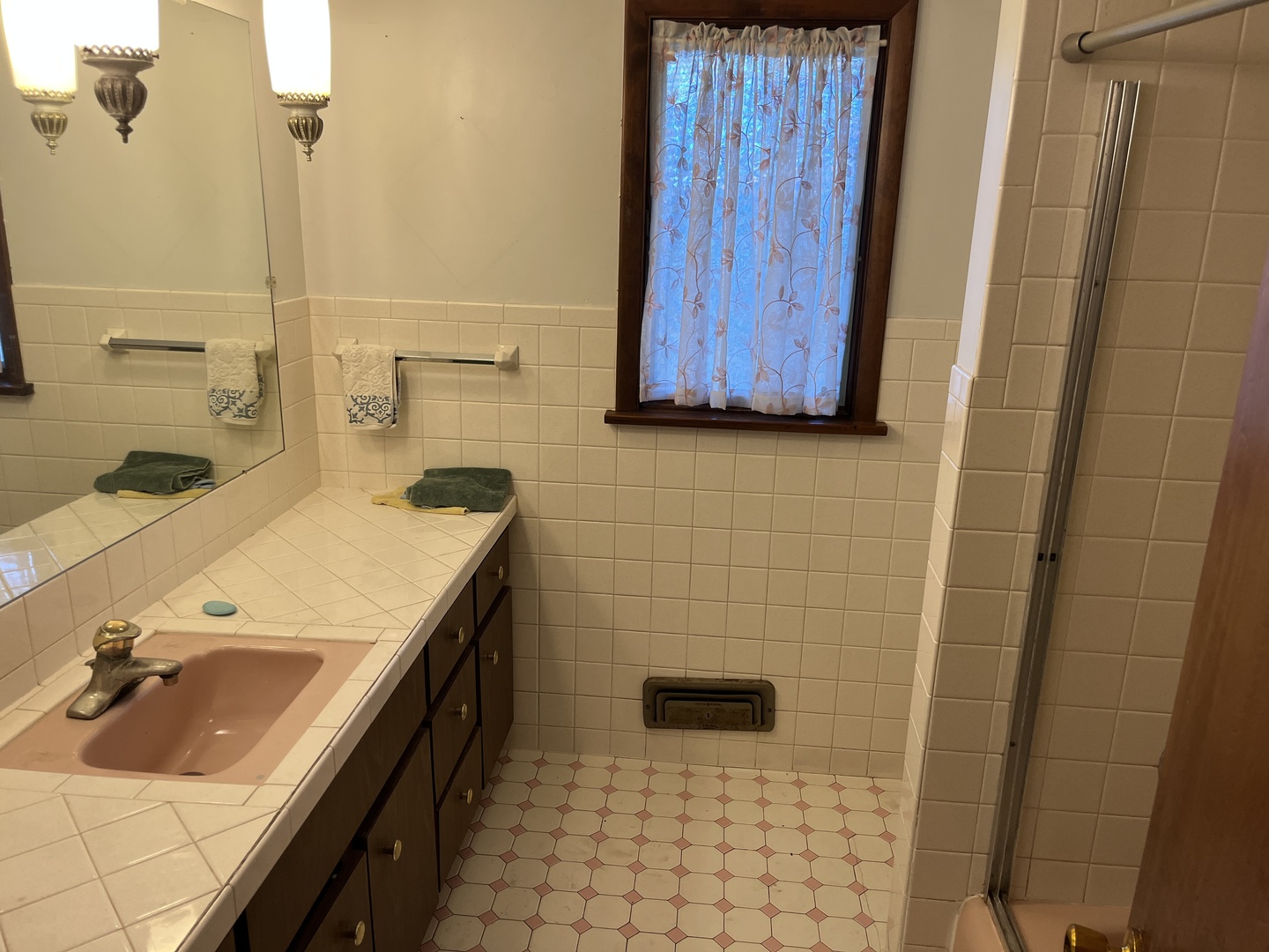 1620 Barthelone Street Property Photo 19