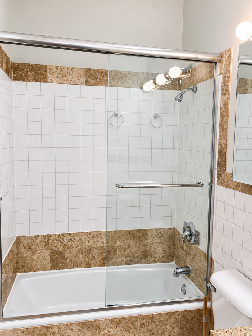 2158 W Erie Street 1 Property Photo 11