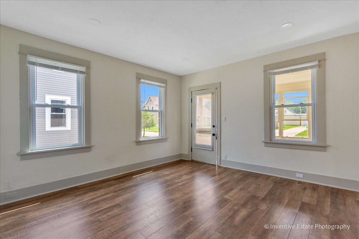12754352 Property Photo 8