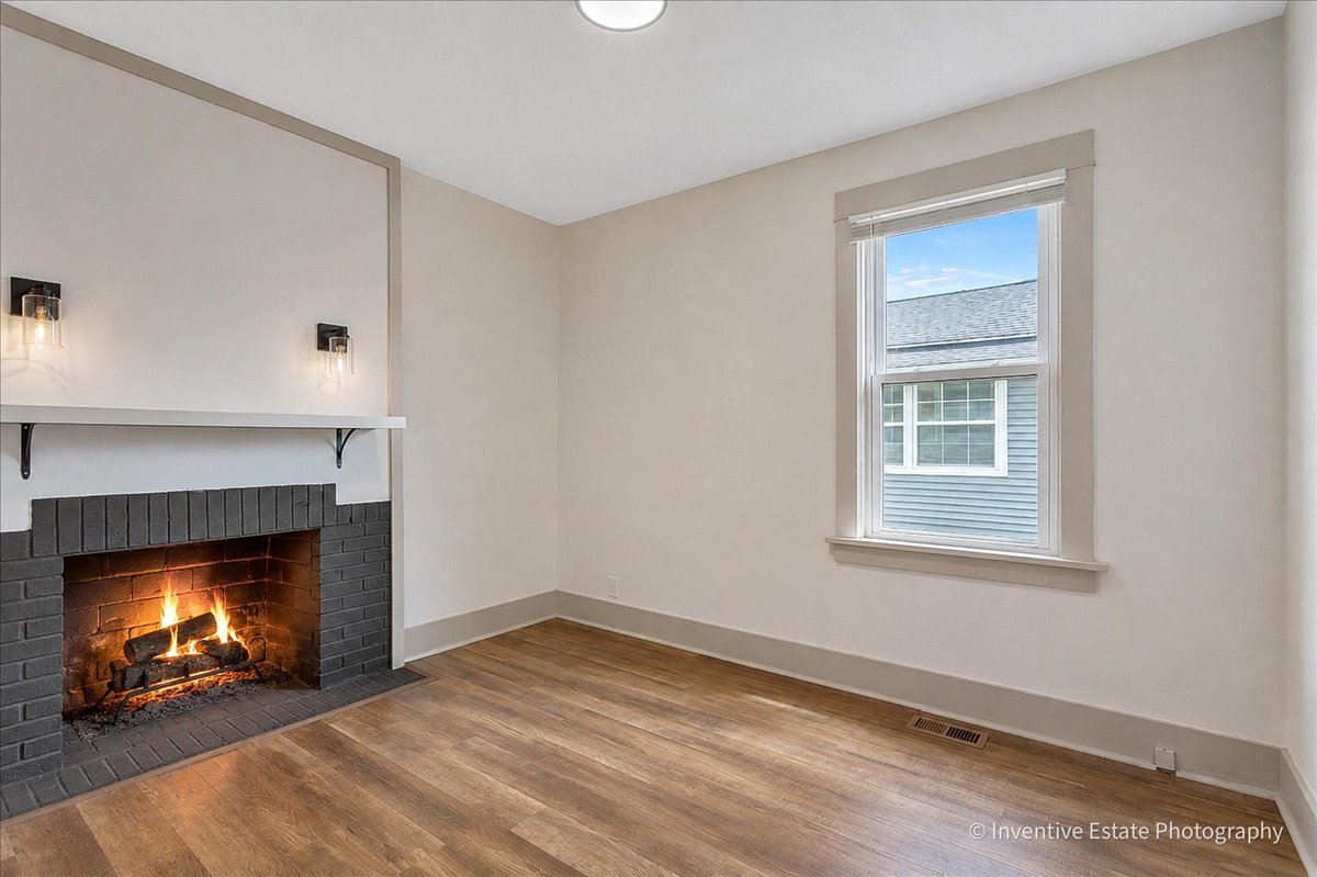 12754352 Property Photo 10