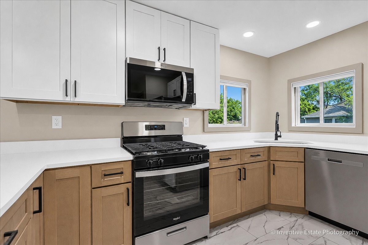 12754352 Property Photo 14