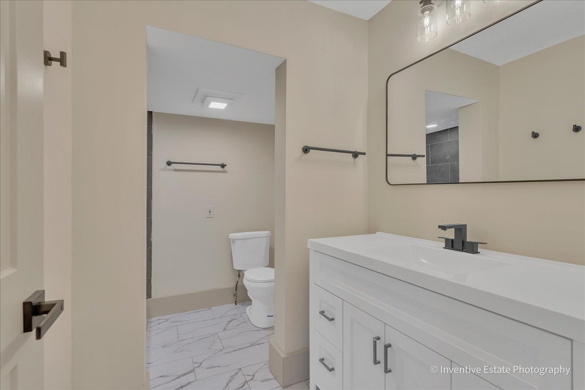 12754352 Property Photo 18