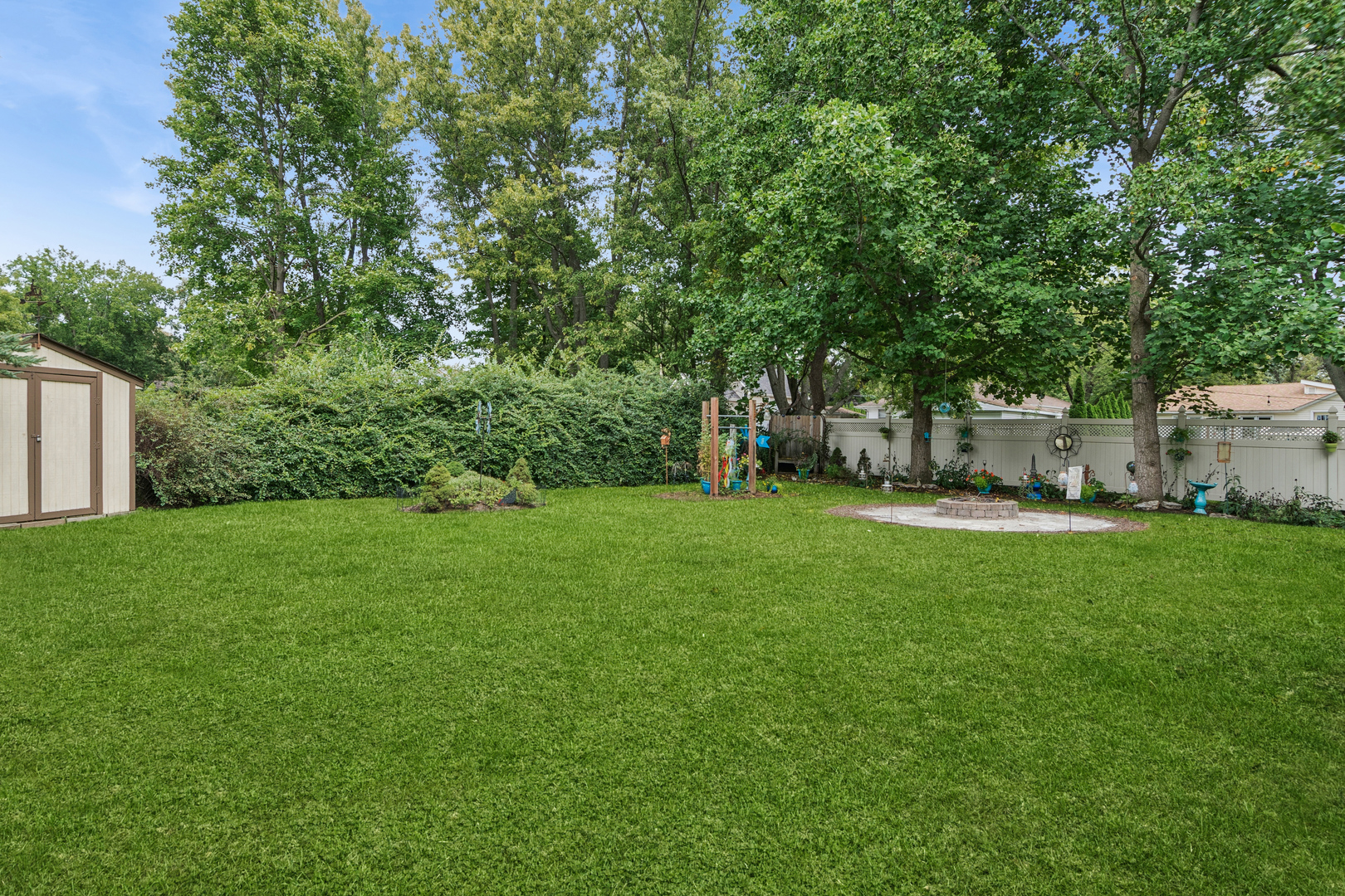 213 Lathem Street Property Photo 29