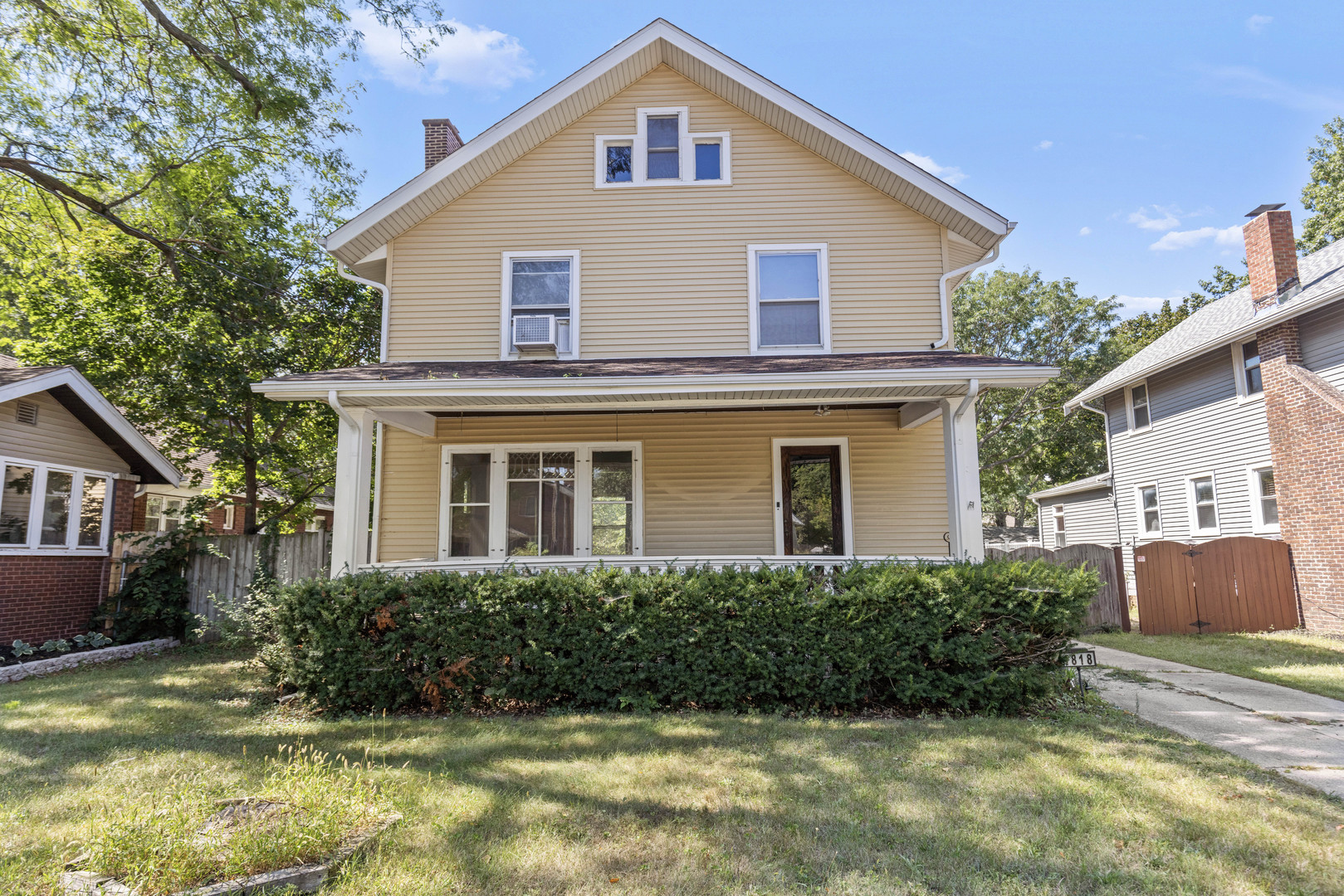 1818 Cumberland Street Property Photo 1