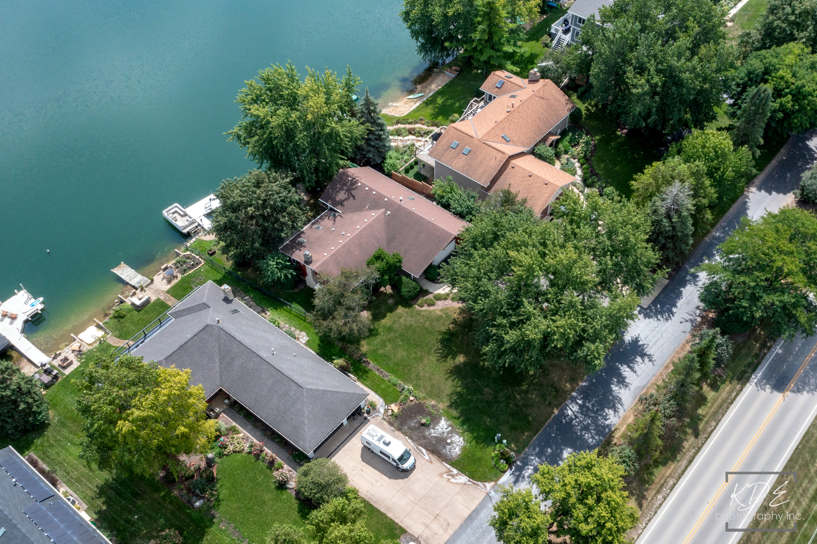 13607 S Lake Drive Property Photo 6