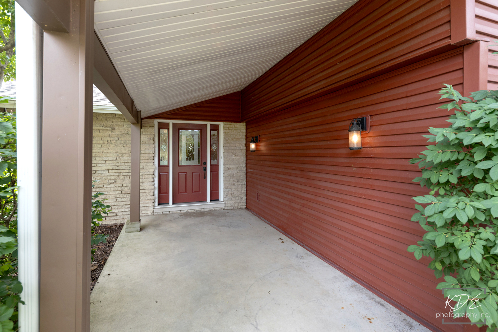 13607 S Lake Drive Property Photo 7