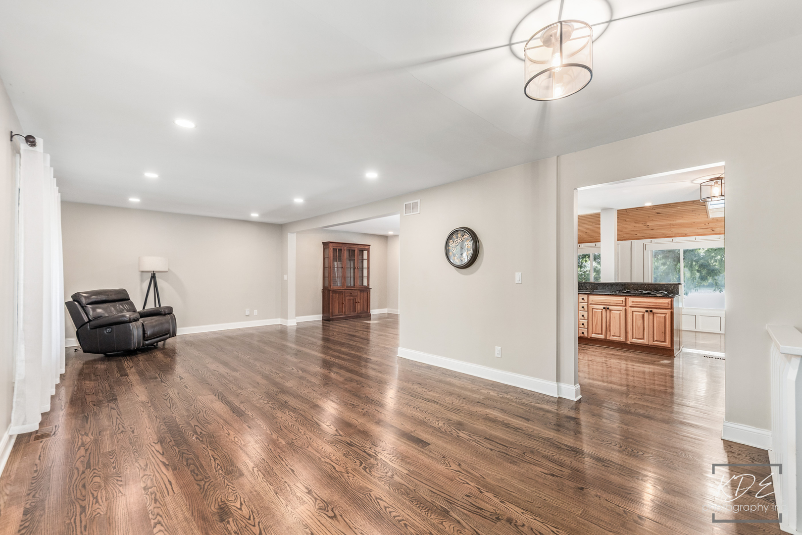 13607 S Lake Drive Property Photo 10