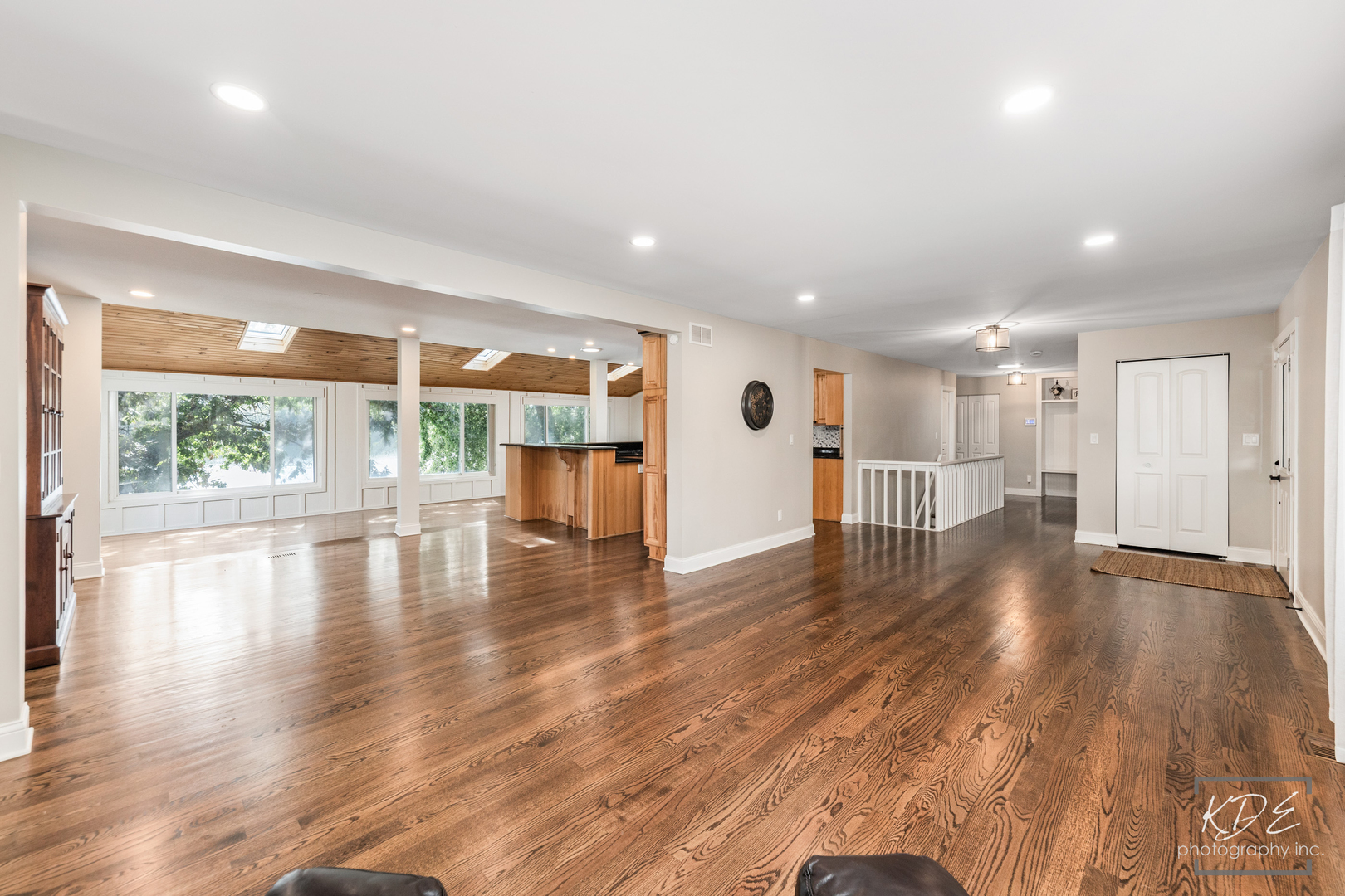13607 S Lake Drive Property Photo 11
