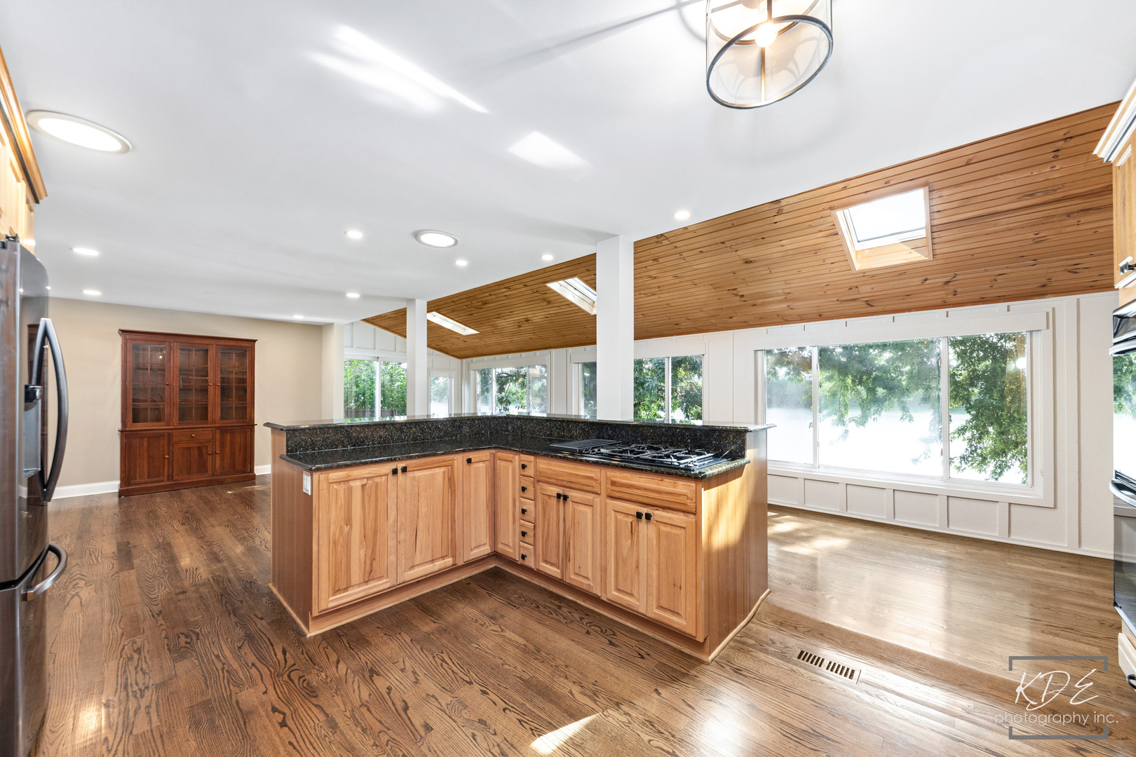 13607 S Lake Drive Property Photo 19