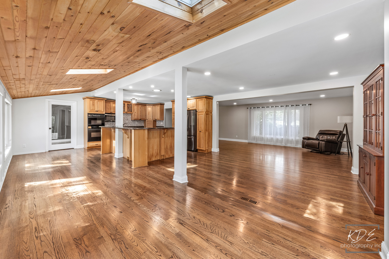 13607 S Lake Drive Property Photo 20