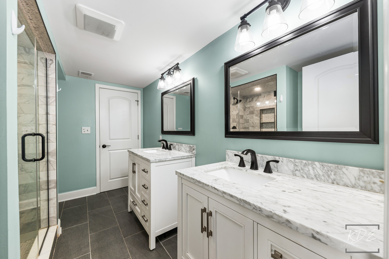 13607 S Lake Drive Property Photo 41
