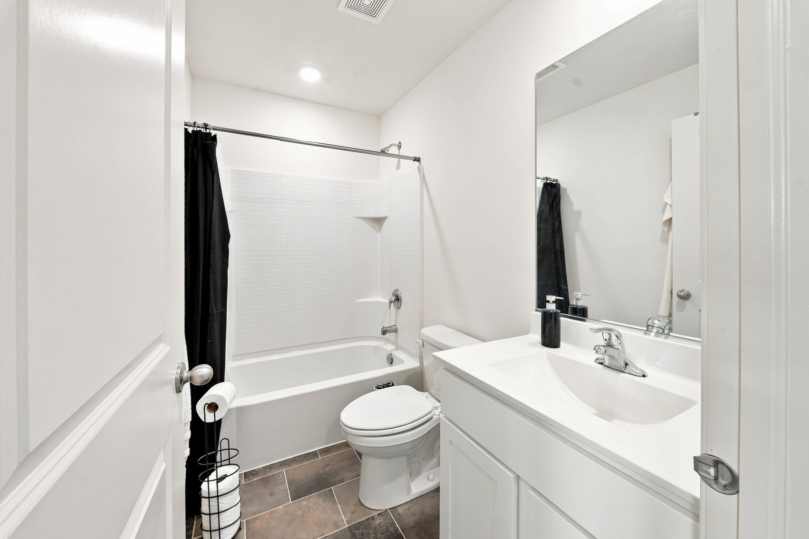 1446 Yosemite Way Property Photo 17