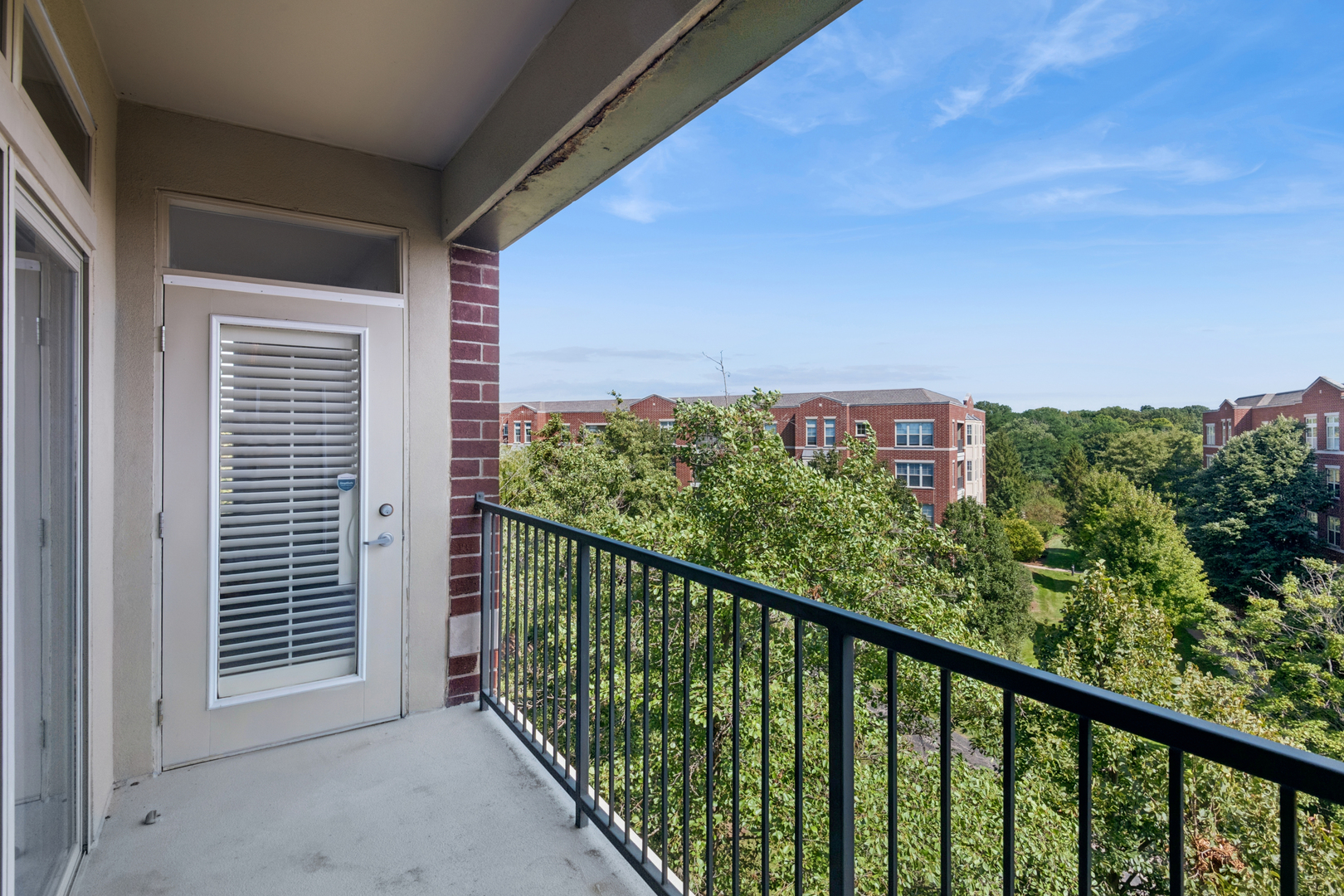 660 Prestwick Lane 507 Property Photo 16