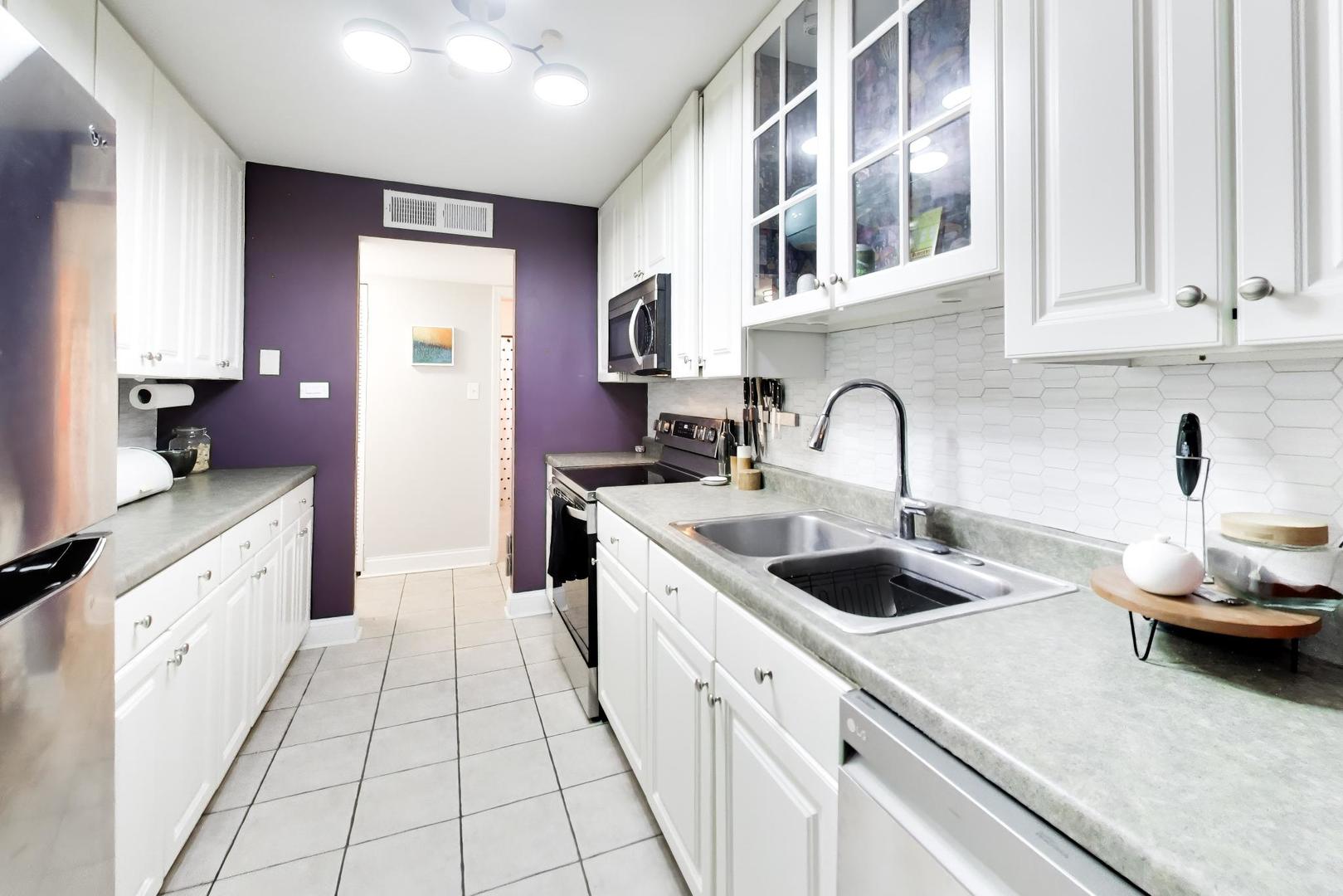 960 Beau Drive 307 Property Photo 10
