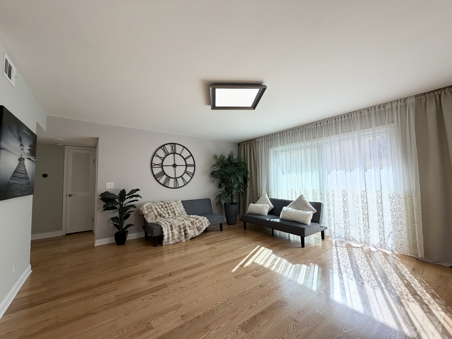 5322 W Windsor Avenue 2c Property Photo 4