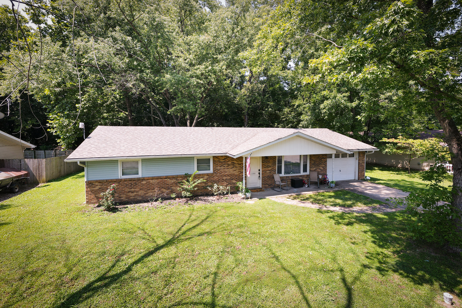 1023 Roberta Drive Property Photo 1