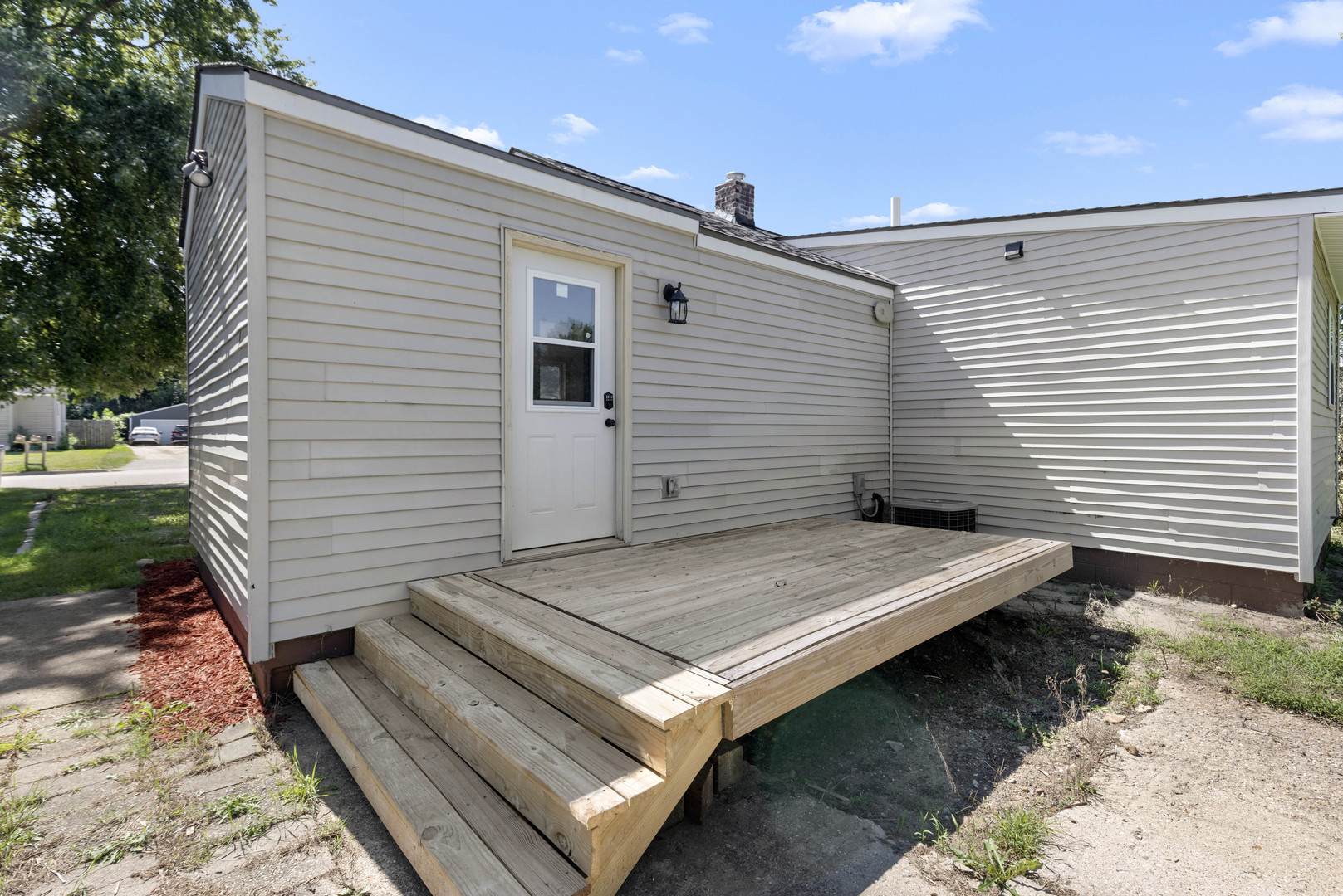 332 Gilbert Terrace Property Photo 2