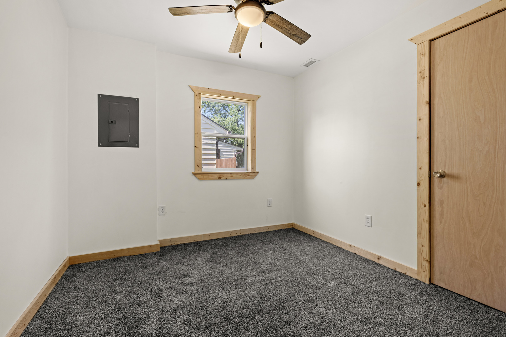 332 Gilbert Terrace Property Photo 10