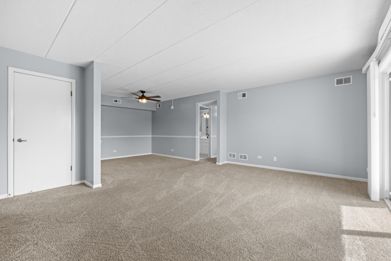 9208 W 140th Street 2sw Property Photo 3