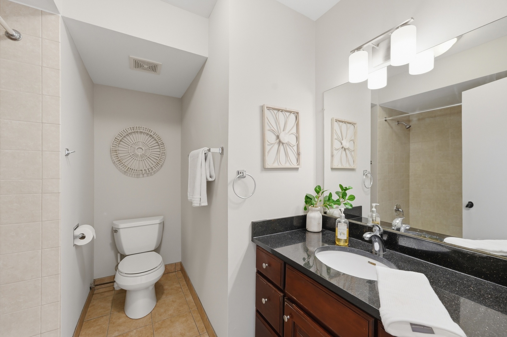 102 Steeple Drive B Property Photo 17