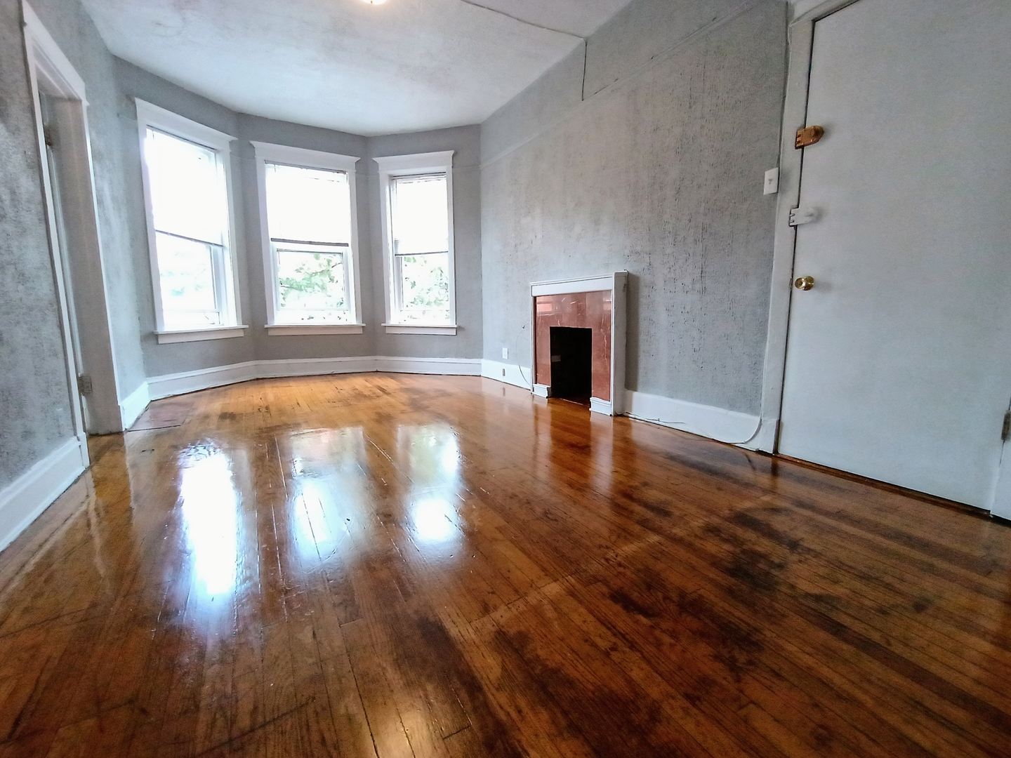 3516 N Broadway Street 2 Property Photo 2