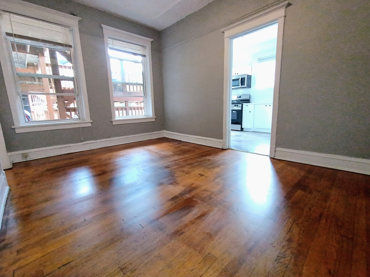 3516 N Broadway Street 2 Property Photo 5