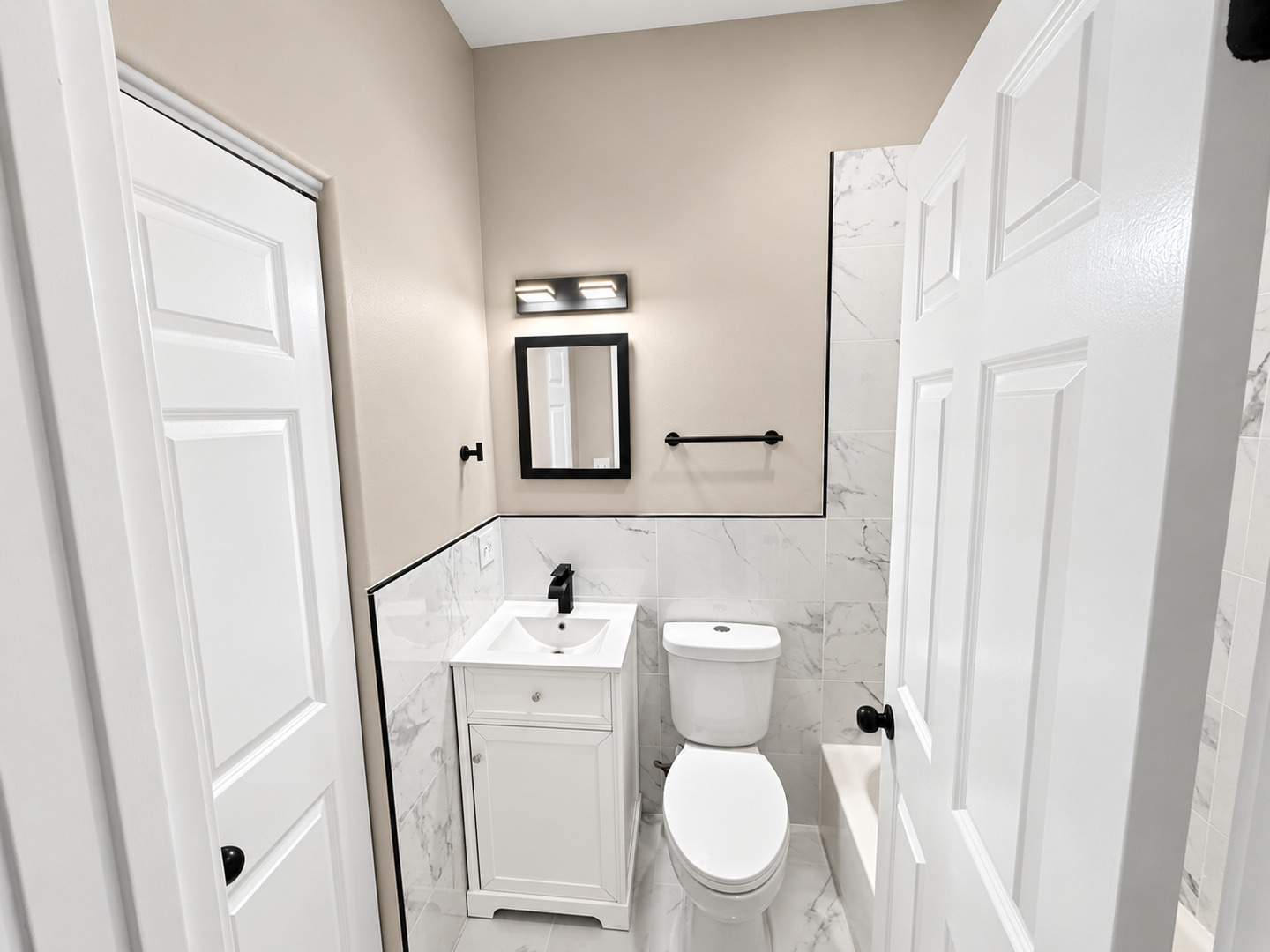 543 E 43rd Street 2e Property Photo 20