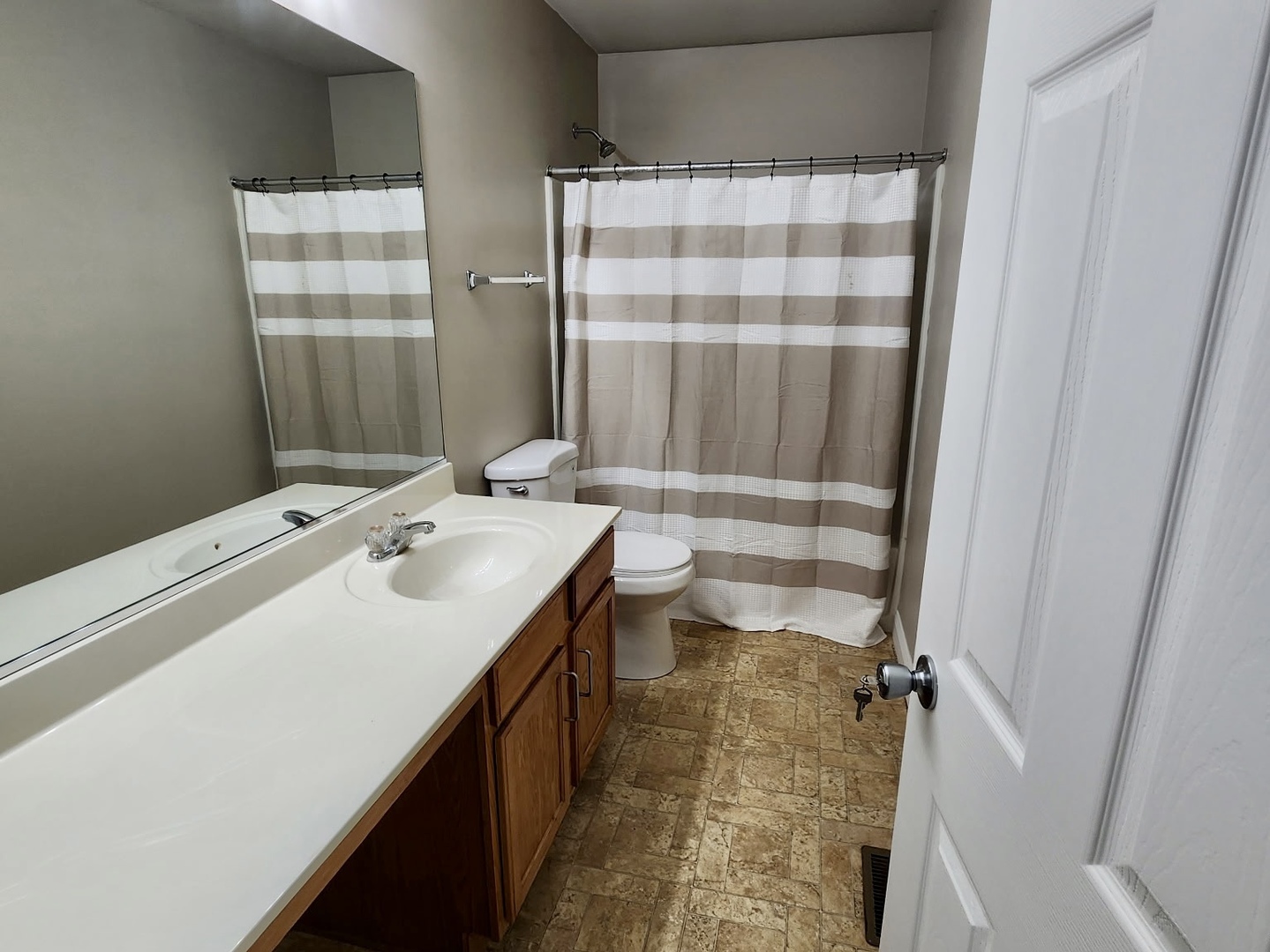 1904 Cobblestone Drive 1904 Property Photo 13