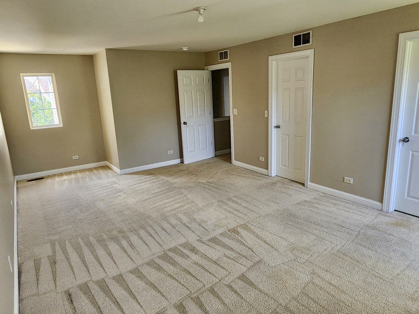 1904 Cobblestone Drive 1904 Property Photo 21