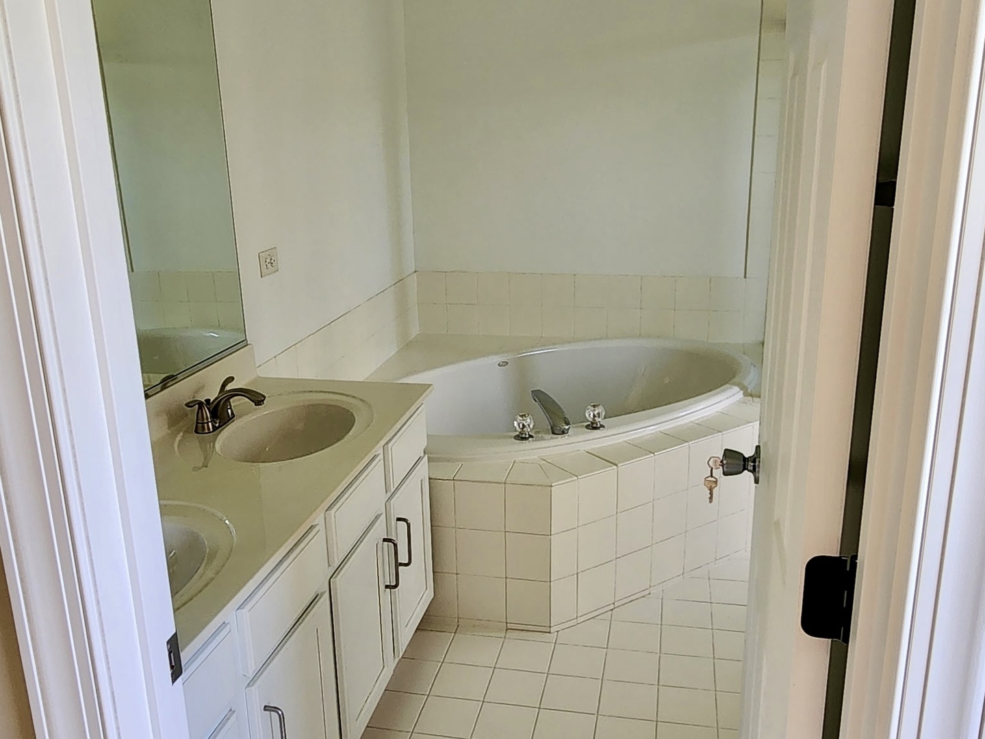 1904 Cobblestone Drive 1904 Property Photo 23