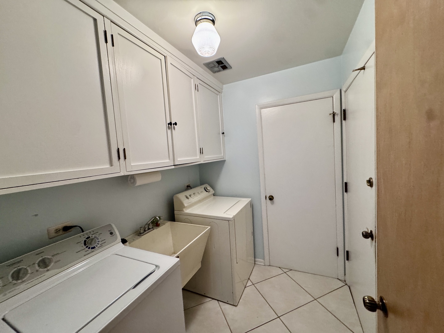 1610 E Dogwood Lane Property Photo 15