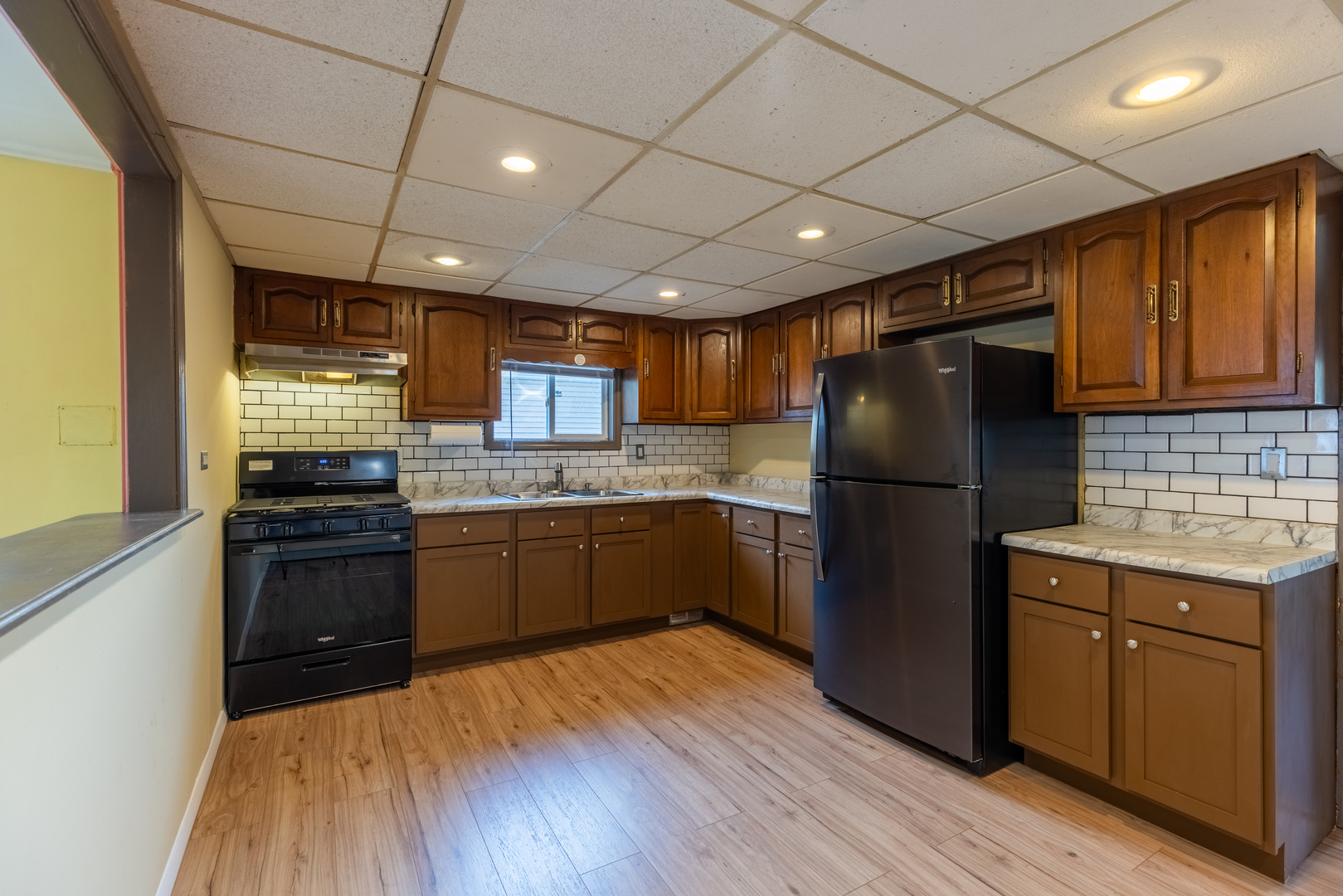 18843 W Deerpath Road Property Photo 4