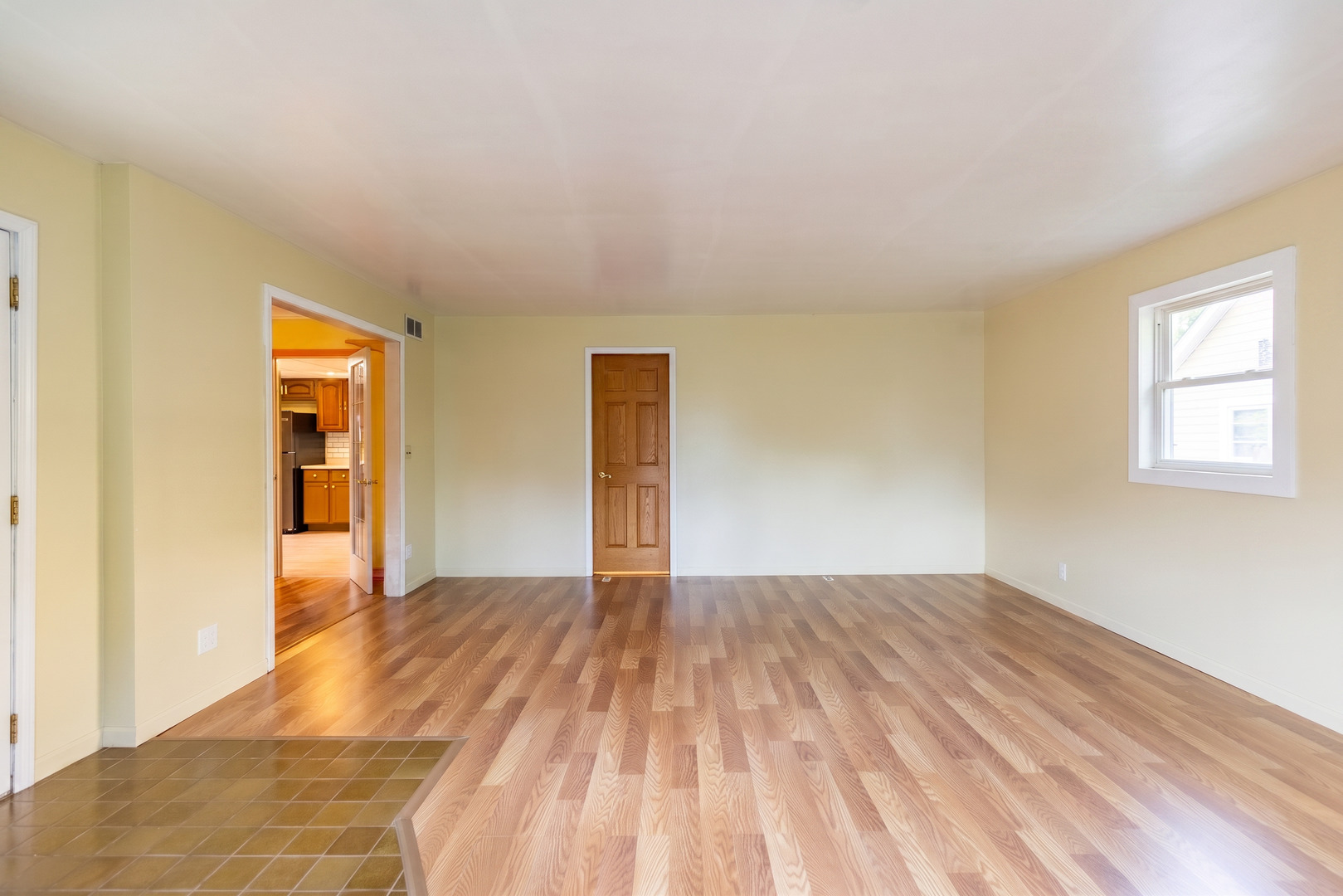 18843 W Deerpath Road Property Photo 10