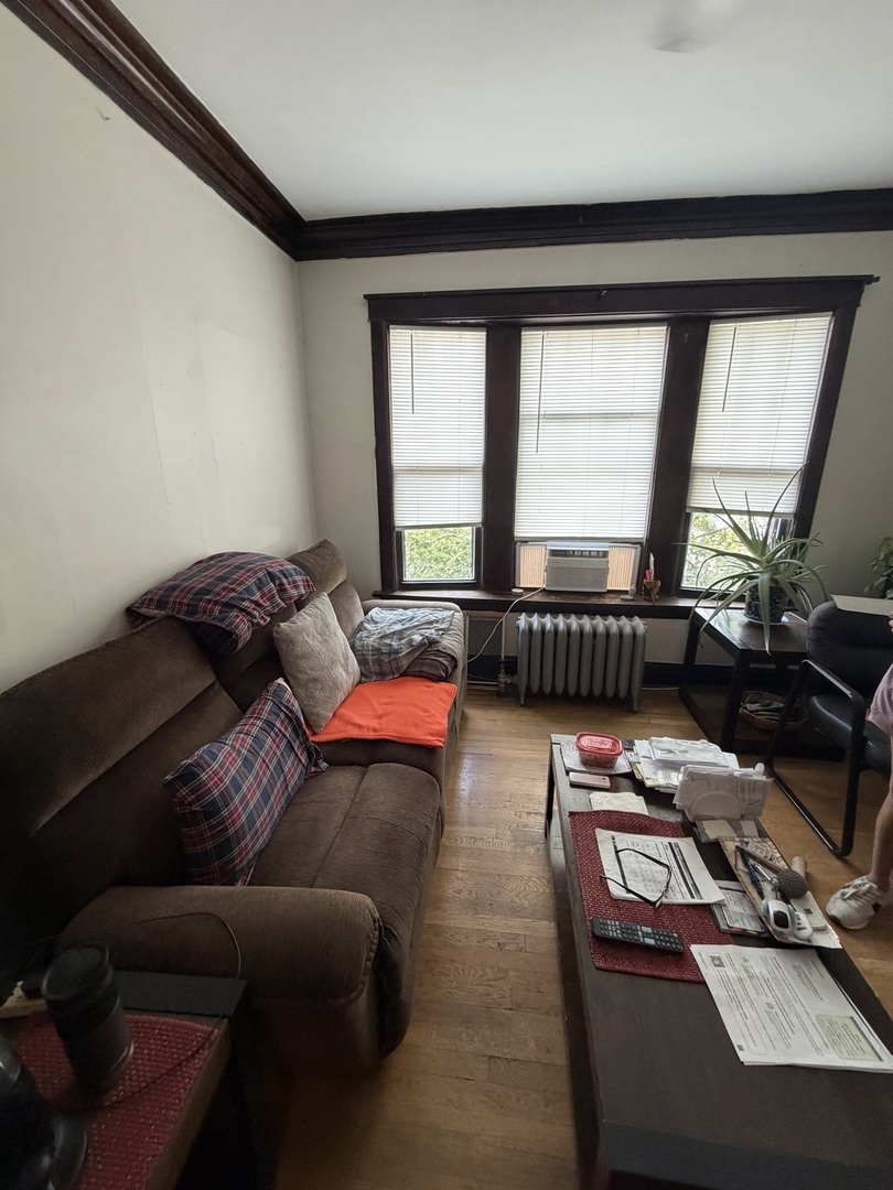 5256 W Irving Park Road Property Photo 11