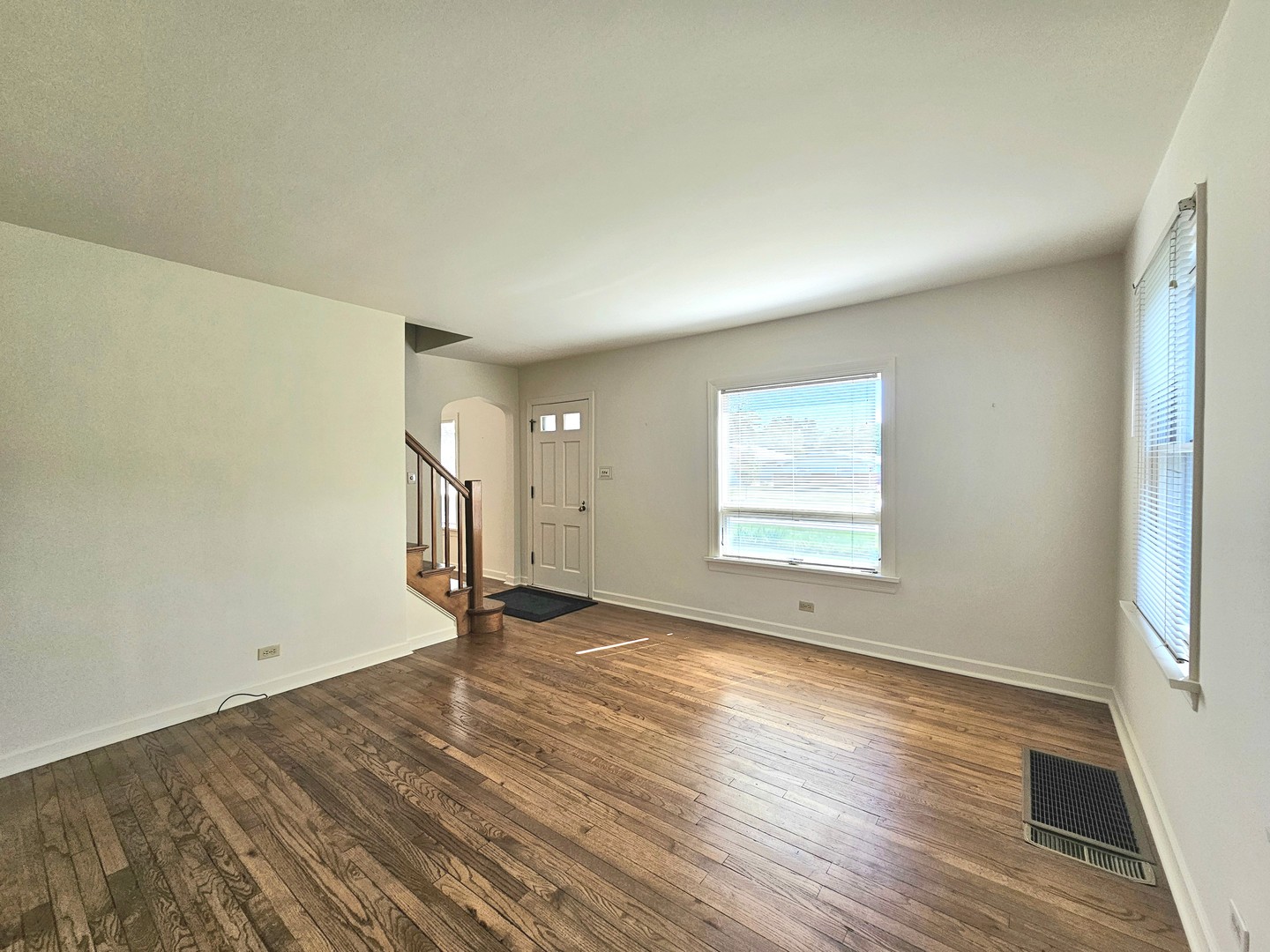 1014 S Summit Avenue Property Photo 5